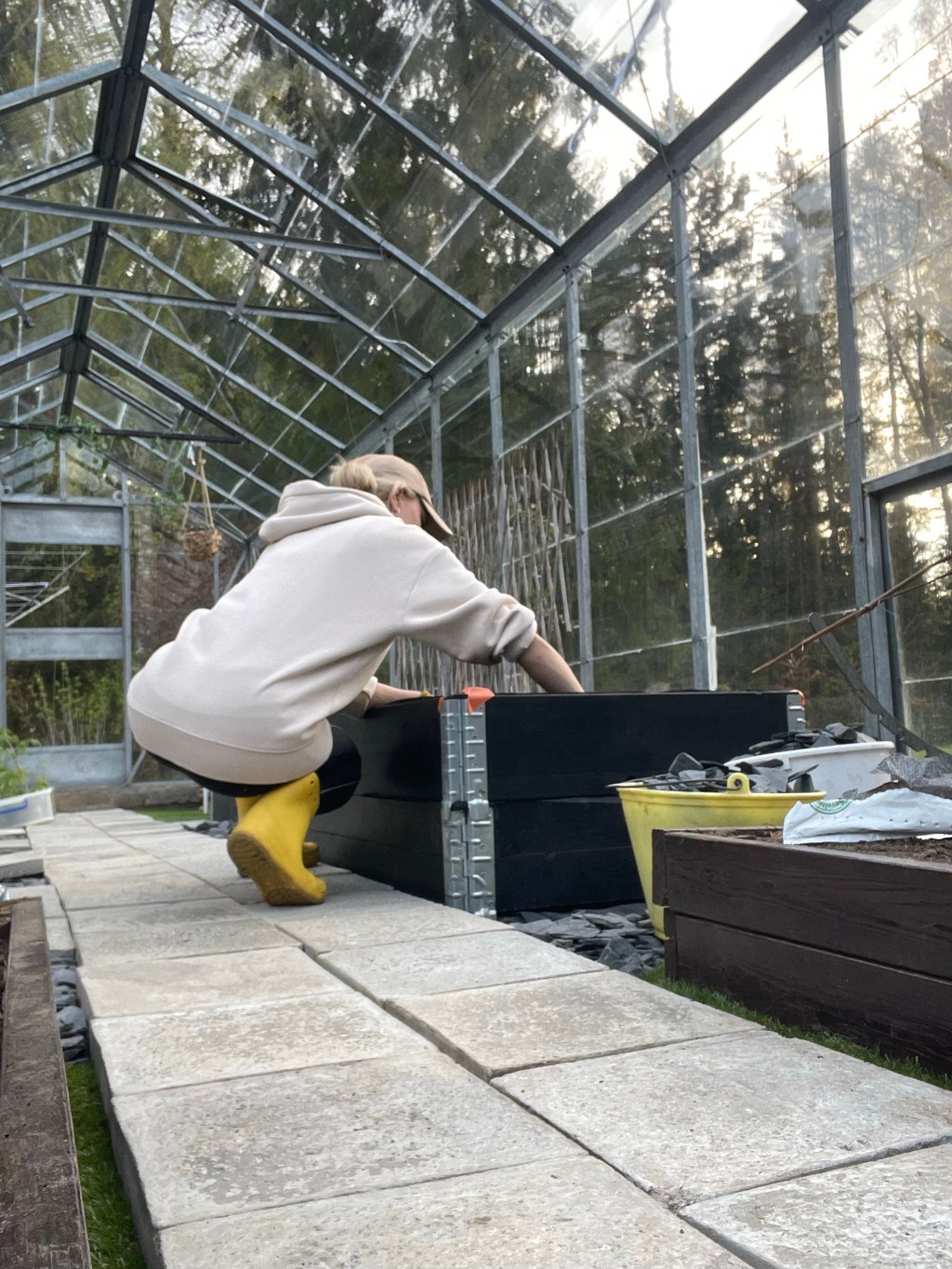 Mini Post: (III) We Are Moving&nbsp;In!